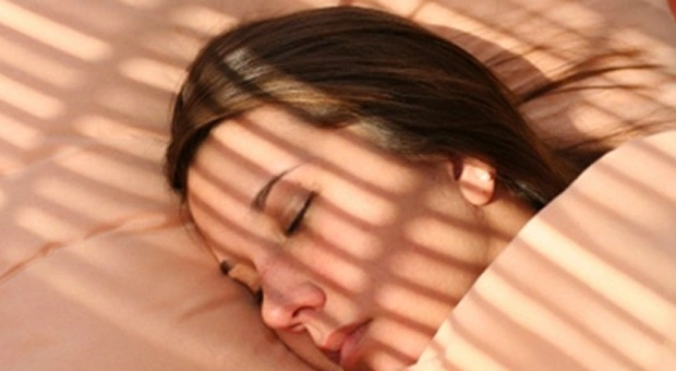 Experts: Heart Attack Epidemic Due to People ‘Sleeping With Blinds Opens’